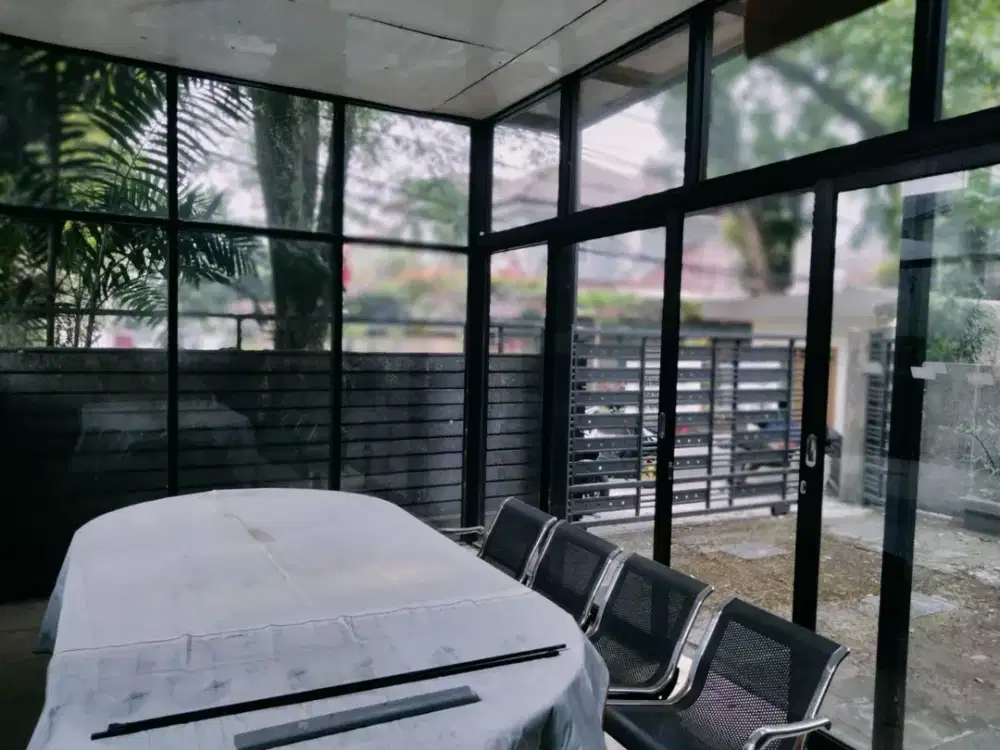 Disewakan Rumah Tinggal dan Kantor Strategis di Kawasan Tengah Kota Bandung, Sayap Burangrang