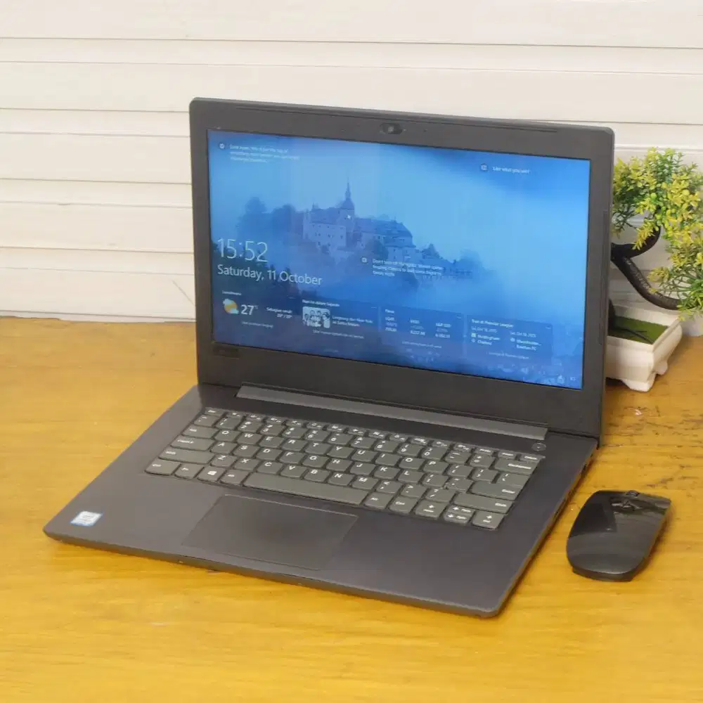 SLIM Lenovo ideapad V130-14IKB Core i3 gen 6 RAM 8 GB SSD