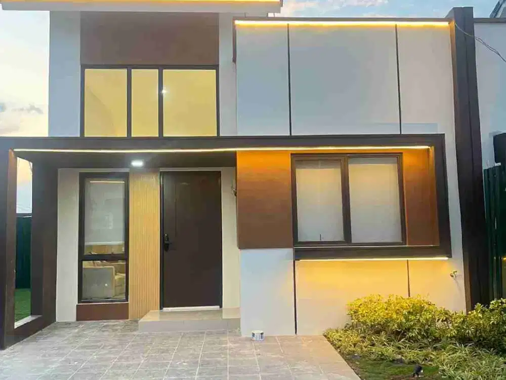 Rumah Di Jual Poros Jalan Maros Royal Grande Maros