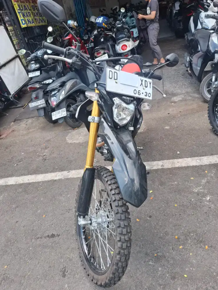 Honda CRF 150cc 2025 hitam