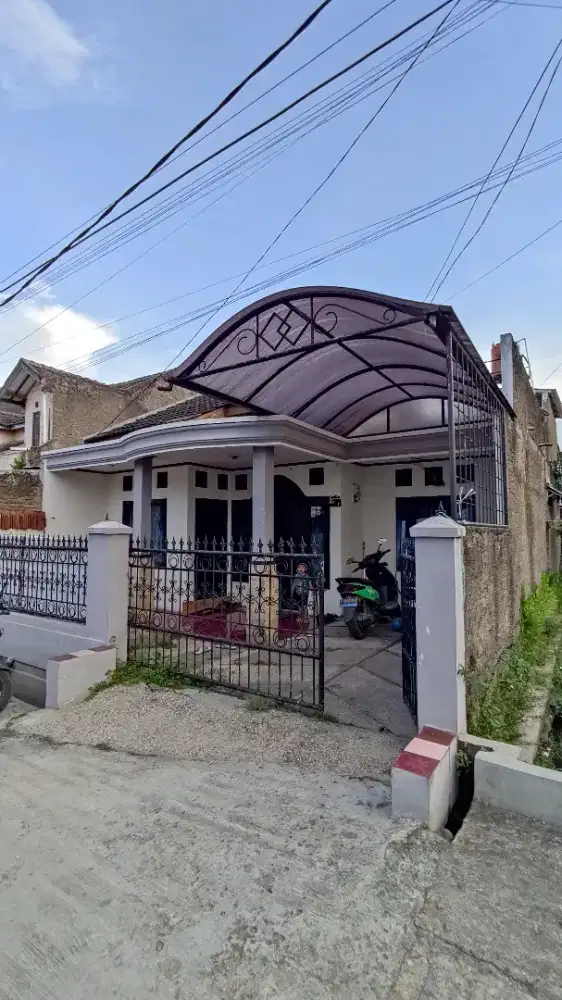 Over Kontrak Rumah – GBA 3 Blok A9 No. 1 BANDUNG Kontrakkan 2 Lantai