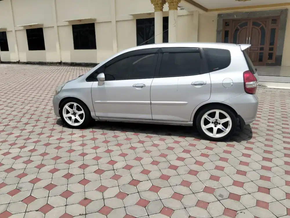 Dijual Honda Jazz 2005 IDSI matic