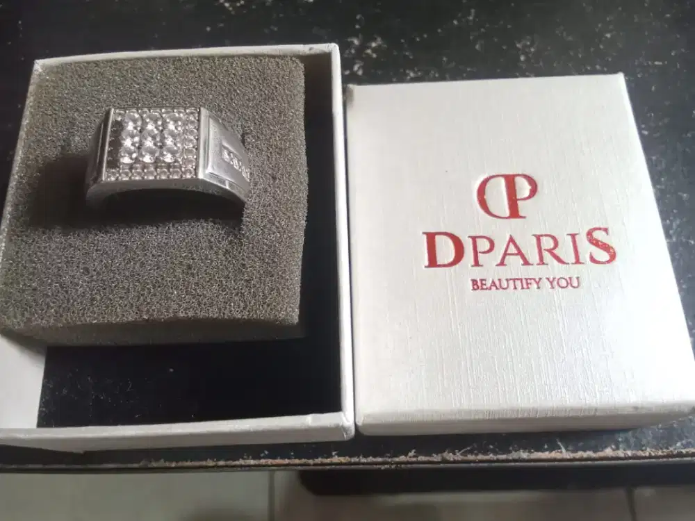 Cincin perak pria