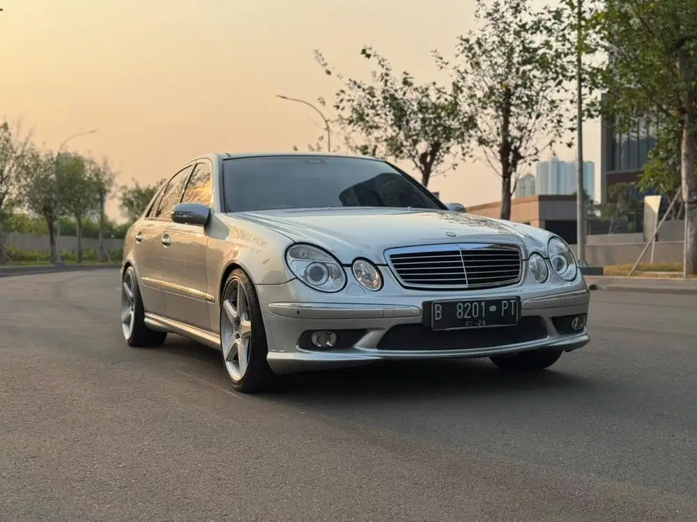 ISTIMEWA Mercy E240 Avantgard 2006 AT