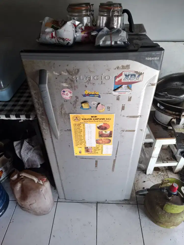 Dijual kulkas Toshiba 1 pintu