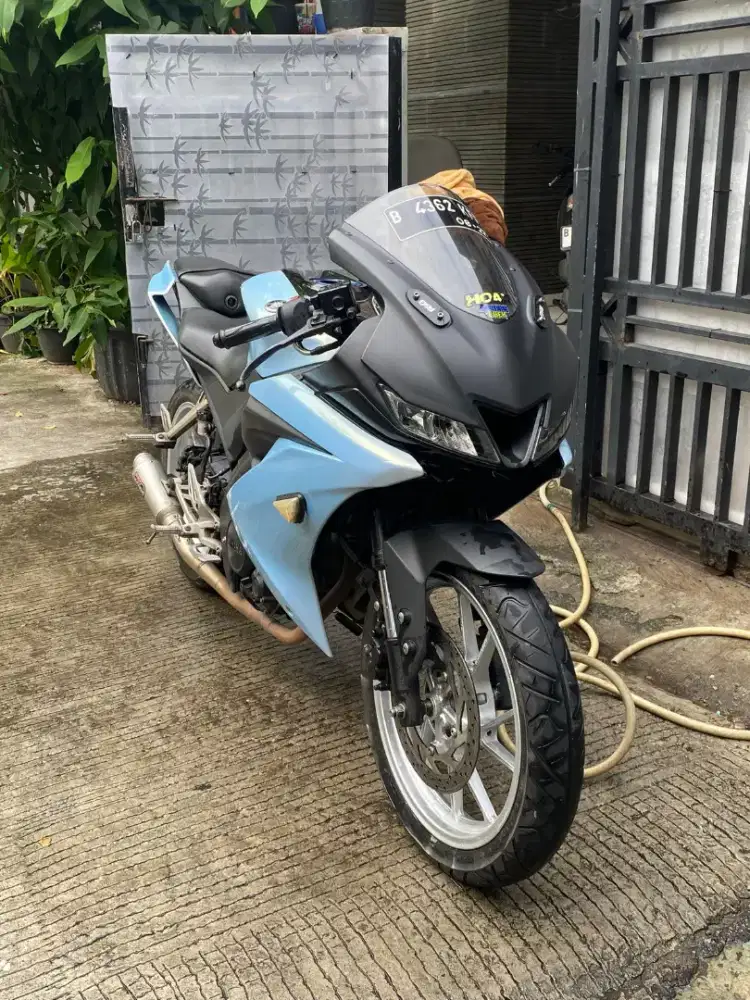 Yamaha R15 V3 2017