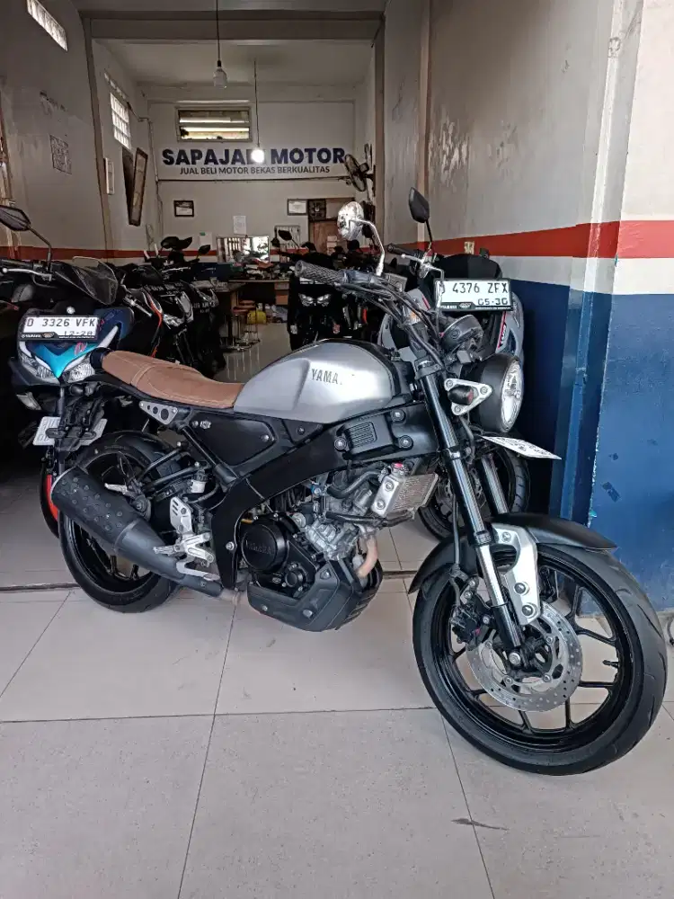 YAMAHA XSR 155 2021 SILVER