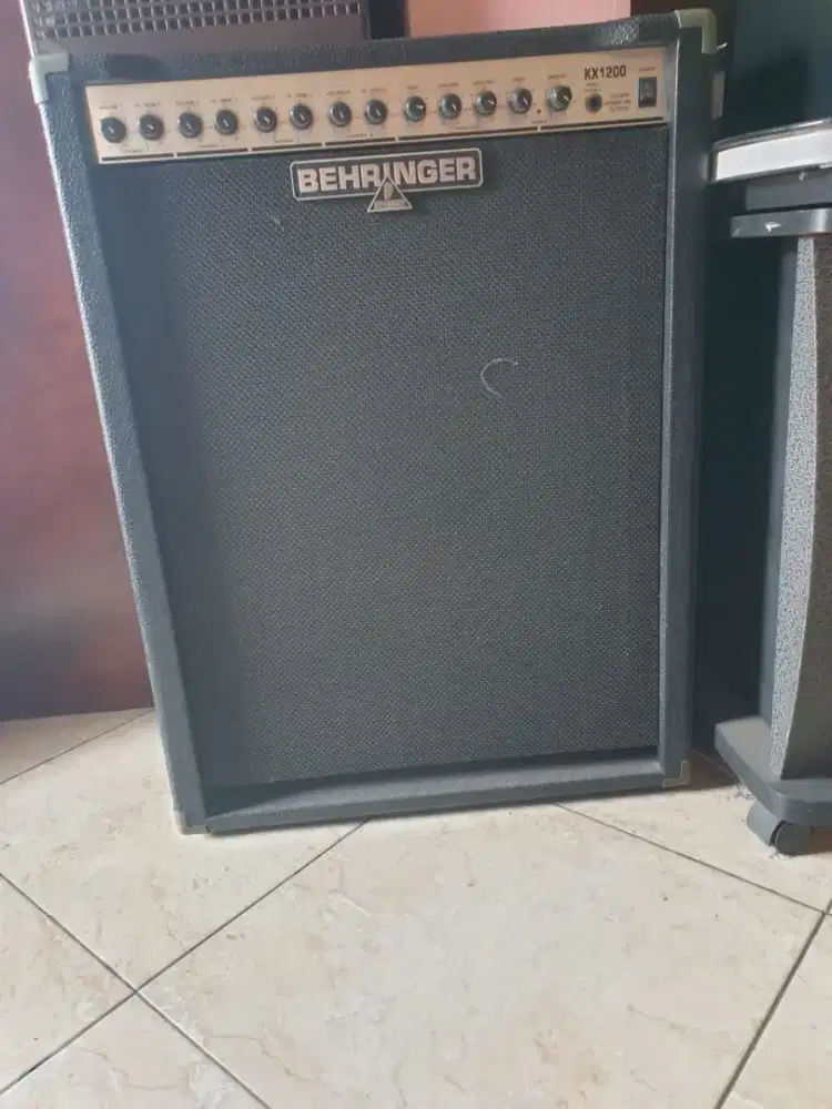 sound behringer kx1200