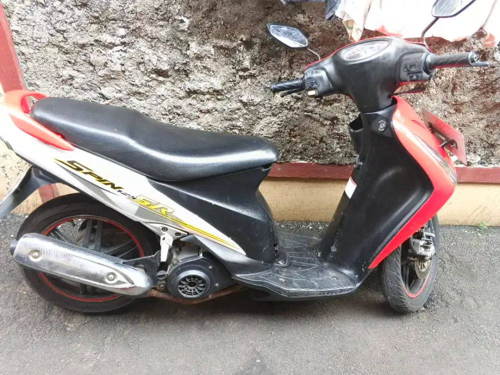 Suzuki Spin 2007