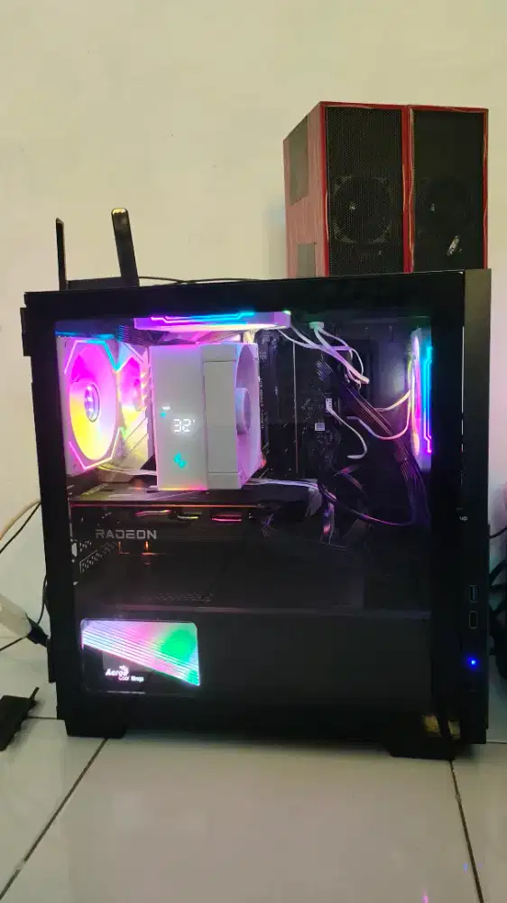 BU jual PC I5 12600kf ram 24gb DDR 5 RX 6600 8gb
