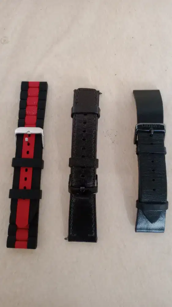 Dijual tali jam tangan 2 pasang kulit copotan jam tangan merk Timex