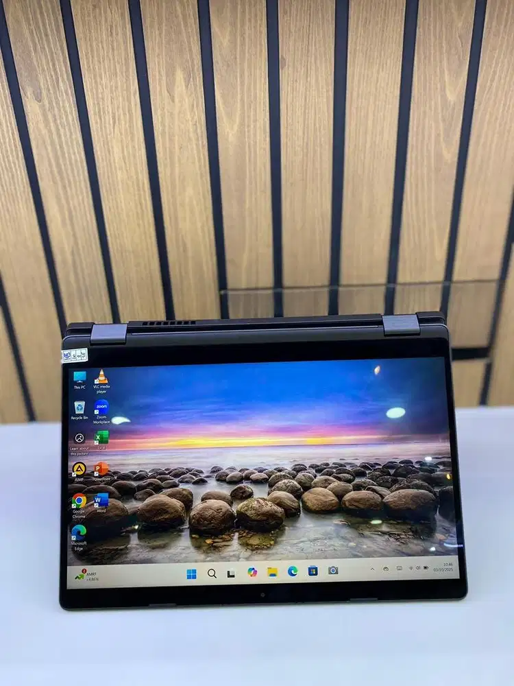 Dell Latitude 5300 core i7 gen8 16Gb