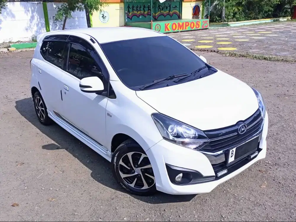 Daihatsu Ayla 1.2 R AT Matic 2017 X 2018 Putih istimewa terawat ori