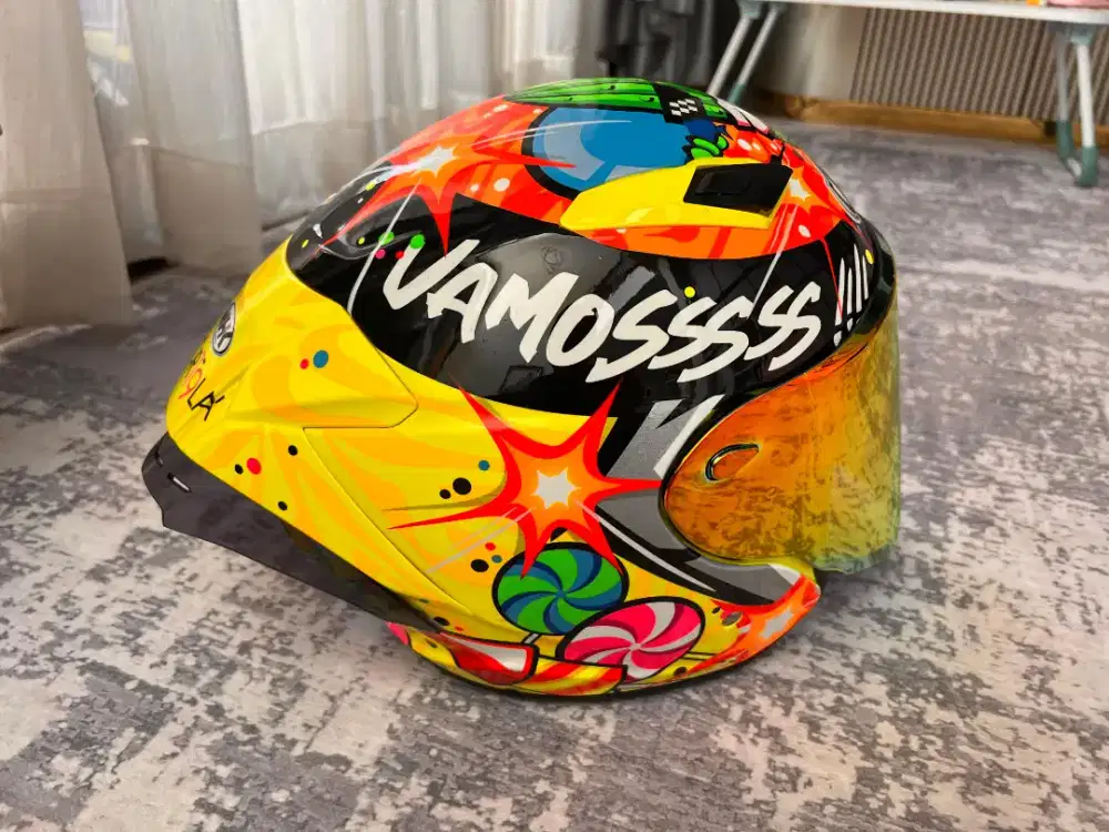 Helm NHK R1 ELITE GP EDITION IVAN TORTOLA
(XL) +Flat Visor Red Iridium