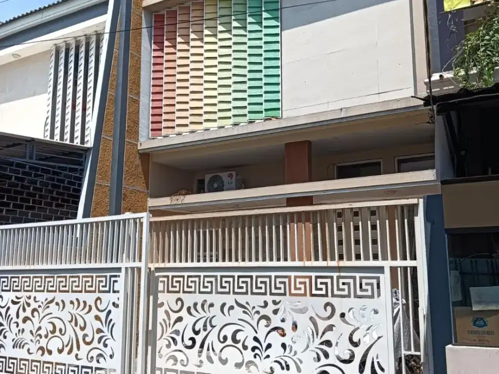 Jual rugi Rumah 2 lantai di ploso timur  tambaksari surabaya timur