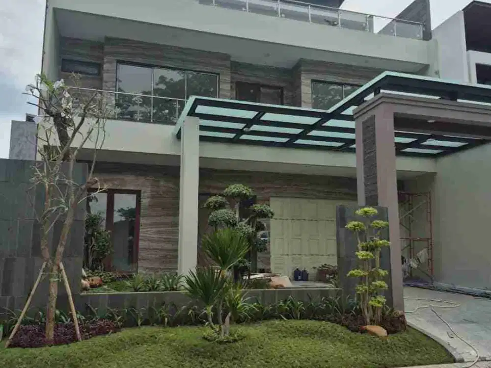 rumah mewah view golf intip Citraland Bukit Golf International 3lantai