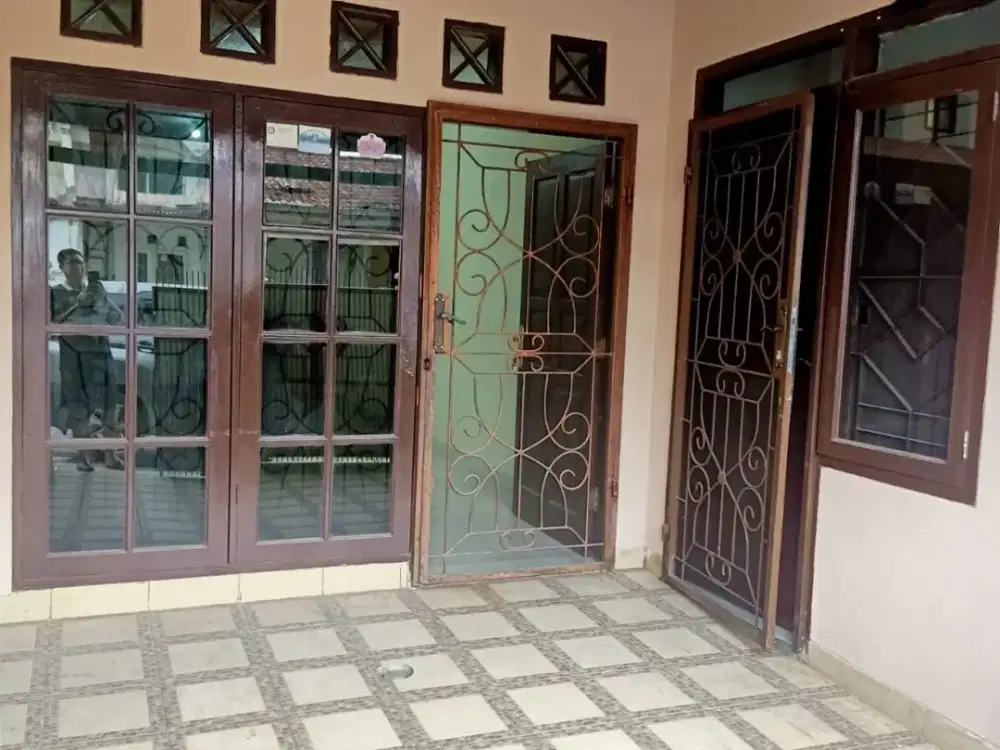 Dijual rumah sektor 6 gading serpong
