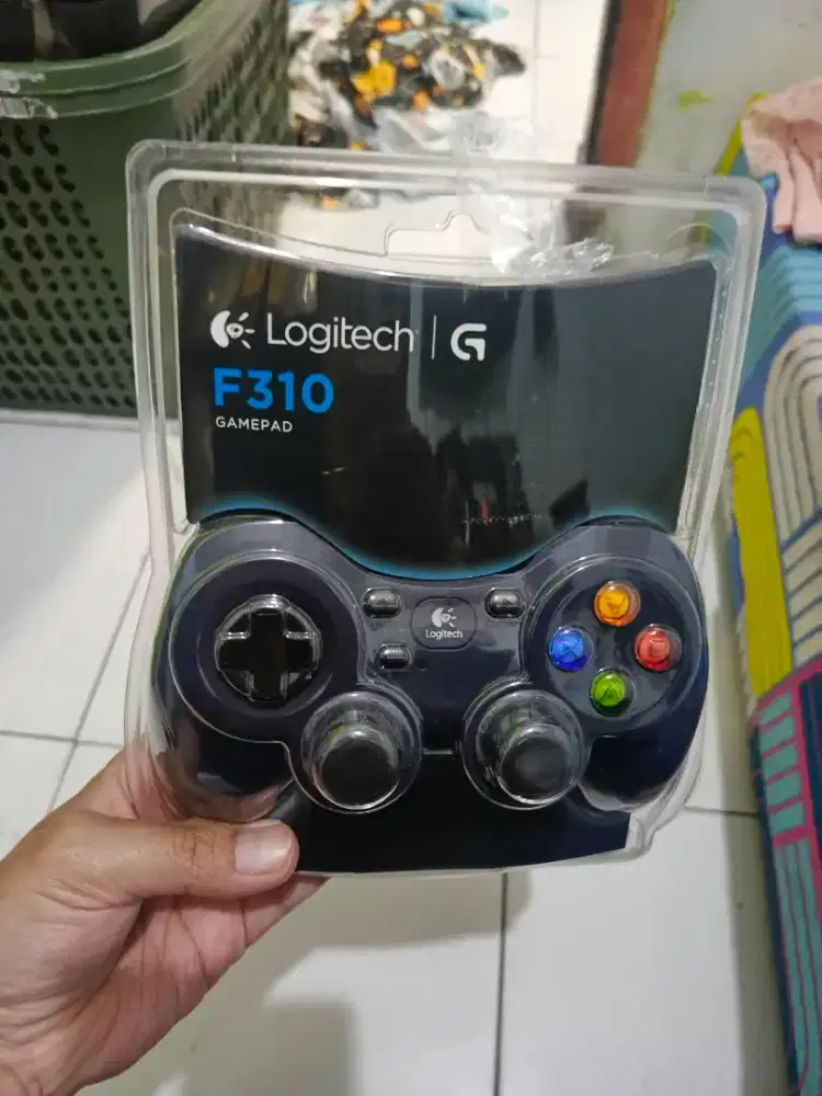 Gamepad logiteck baru segel box