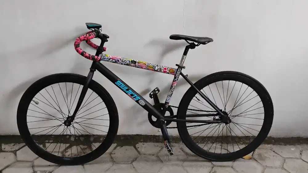 Sepeda Fixie Sticker Art Full Black