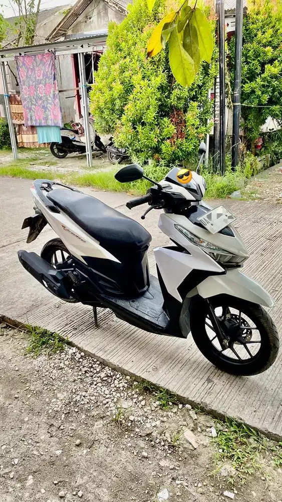 Honda vario led old