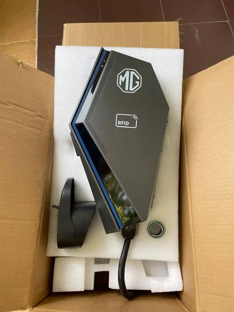 [100% BARU] Wall Charger Bawaan Mobil MG - BISA UNTUK SEMUA MOBIL