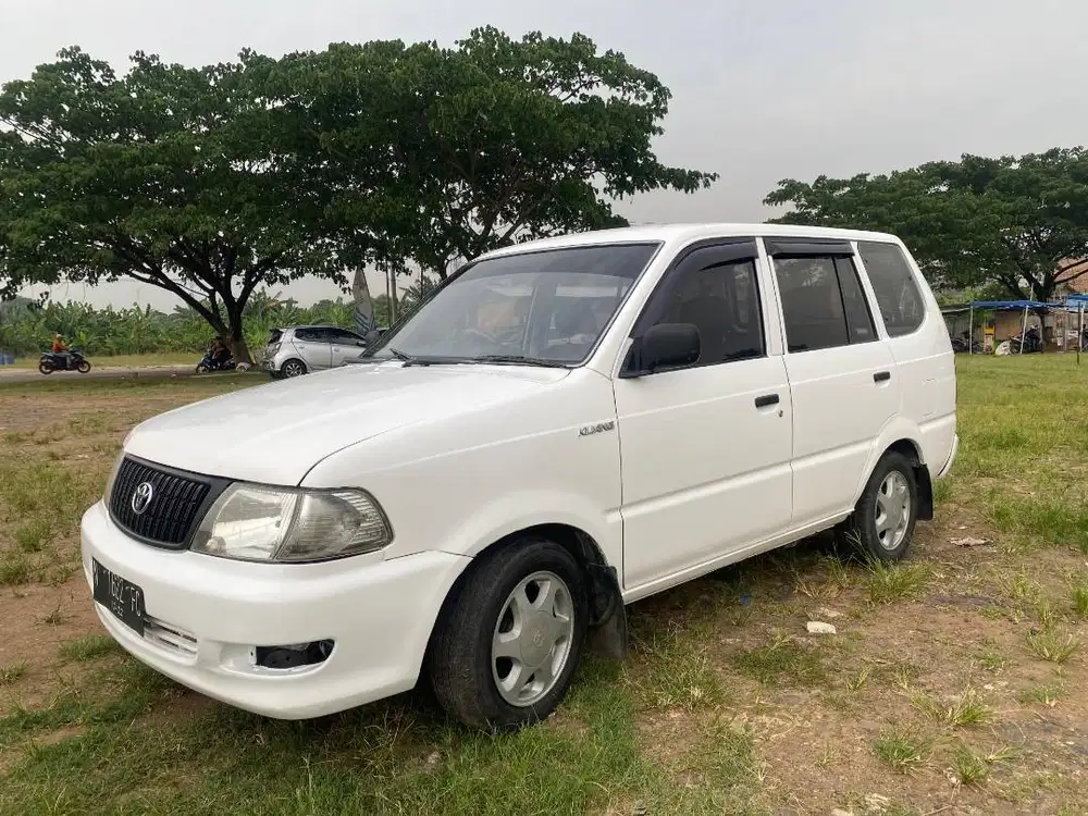 Kijang Kapsul 2002