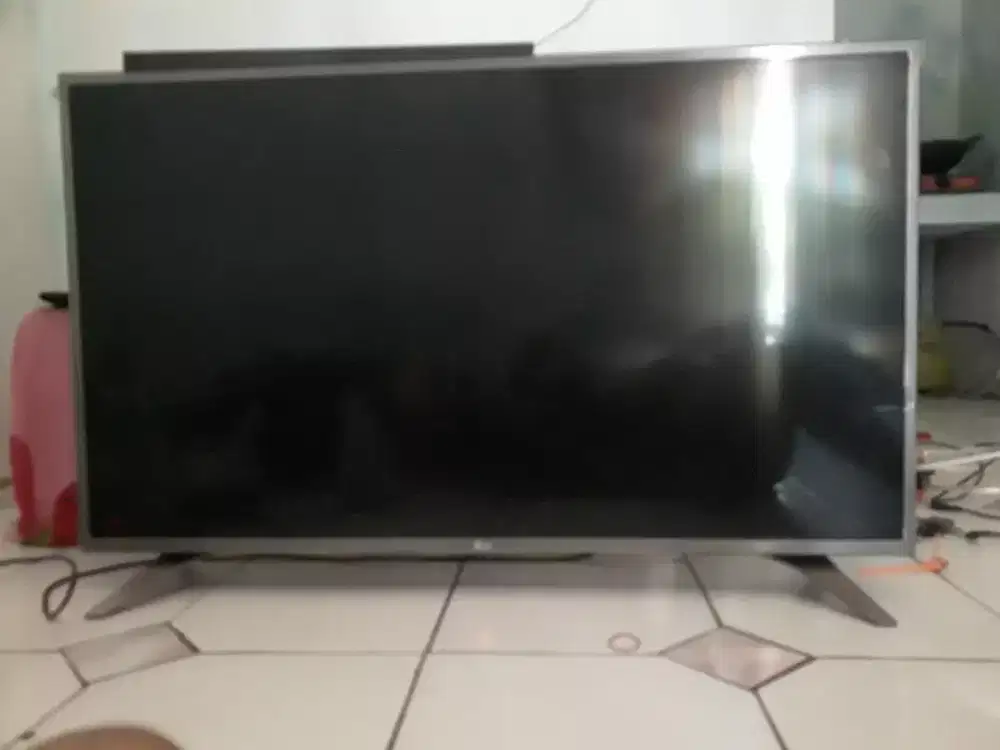 LG 43 Smart Tv led