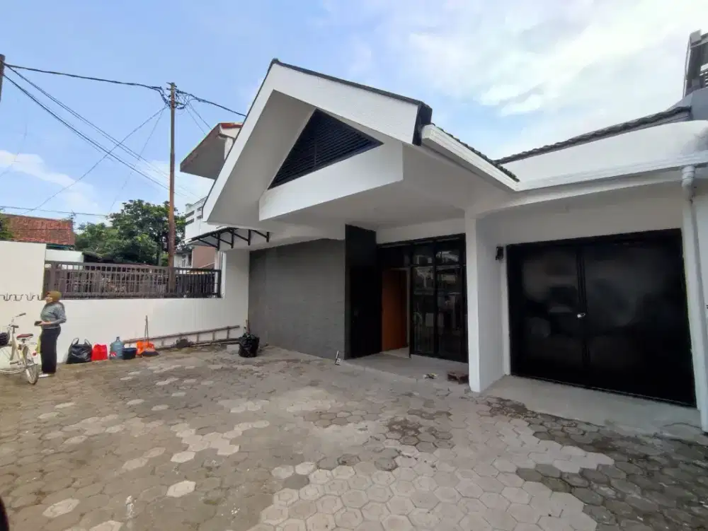 Dijual/sewa rumah cantik nyaman luas di leuwi sari Bandung