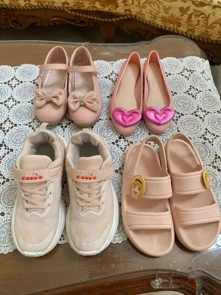 Preloved sepatu anak