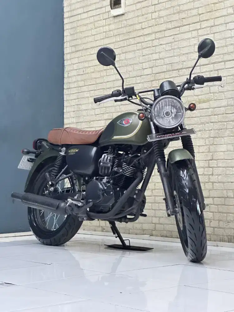 TERMURAH‼️ Kawasaki W175 SE 2019 Green Army - dava mustika