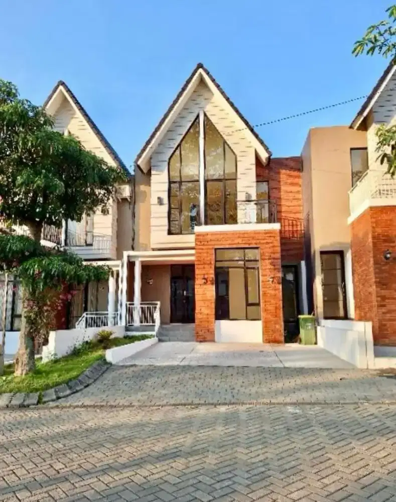 Rumah Mewah di Cluster Tasikmadu Tunghulwulung