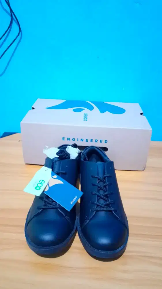 Sepatu BRODO ponte eco size 40