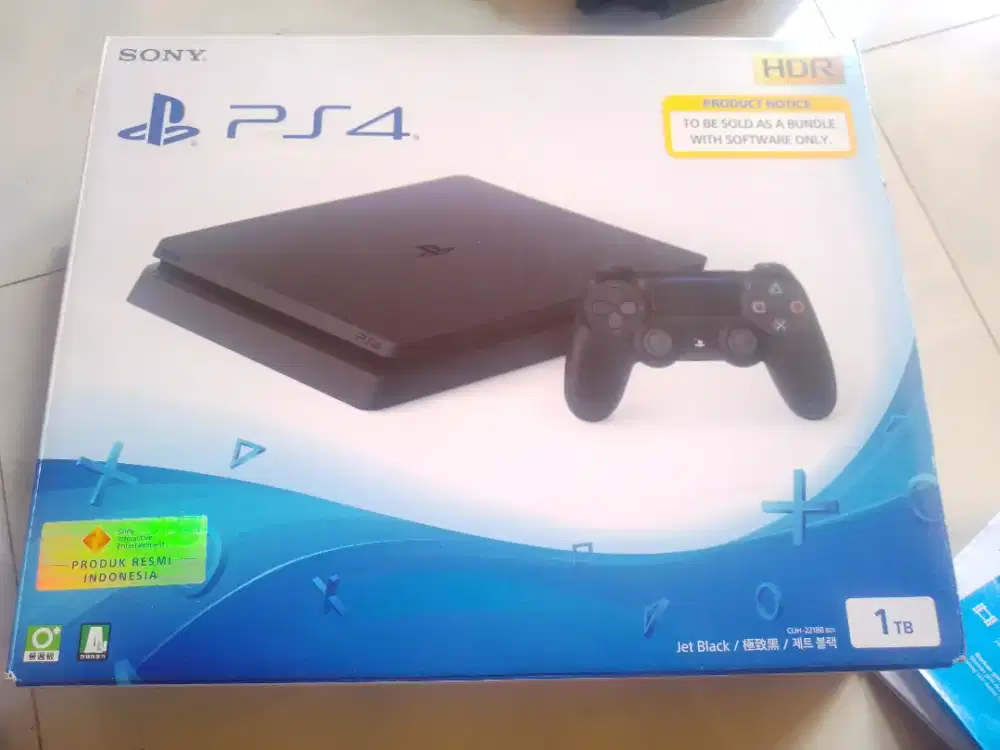 Sony PS4 Original 1 TB lengkap