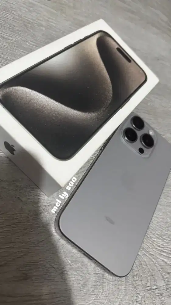 Iphone 15 pro 256 gb titanium