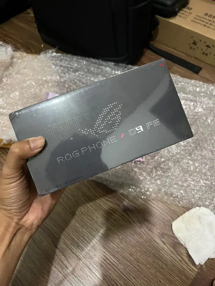 Asus rog phone 9 fe hp handphone 12/256gb