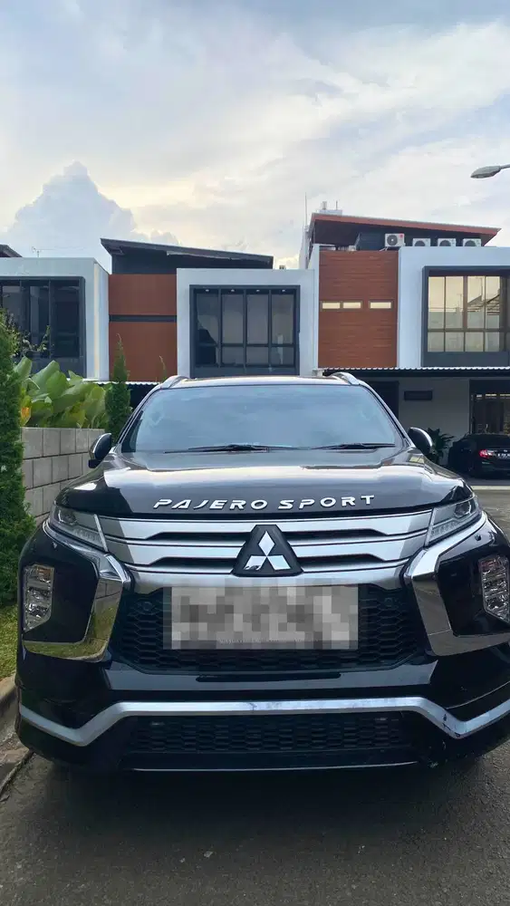Mitsubishi Pajero Sport (2021)