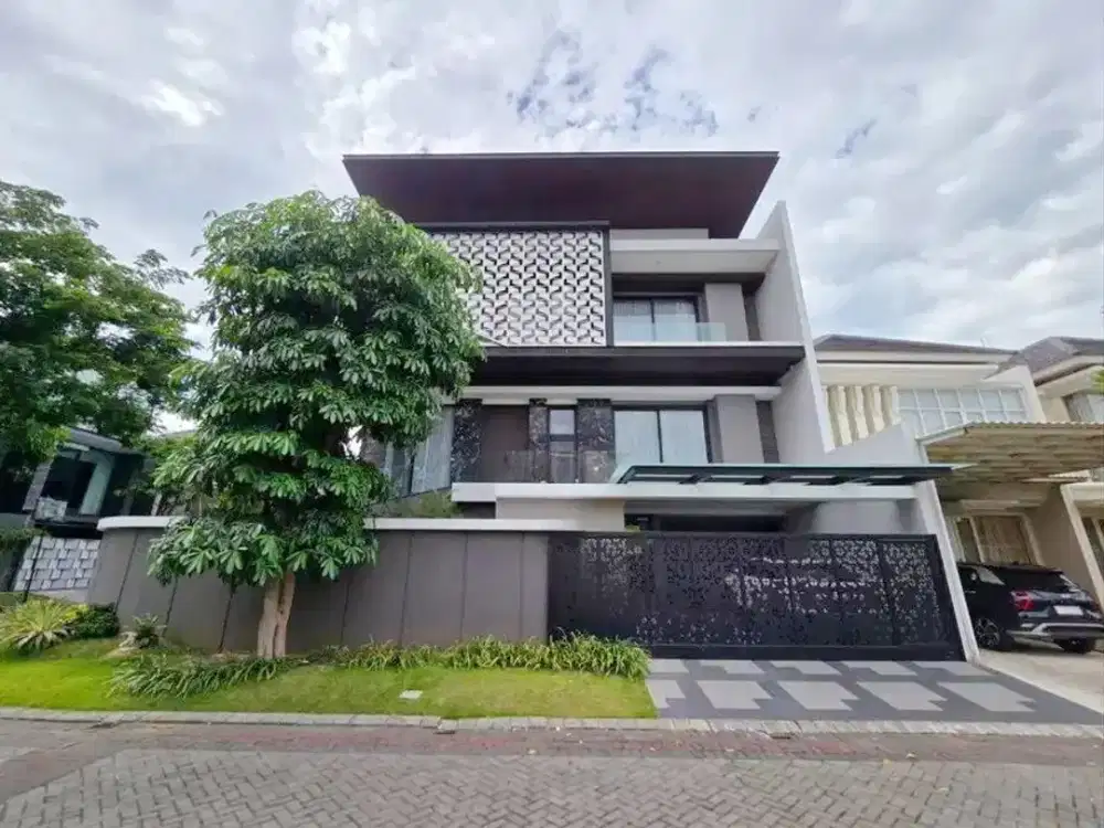 Rumah Premium 3 Lt Lux Pakuwon City Depan Araya