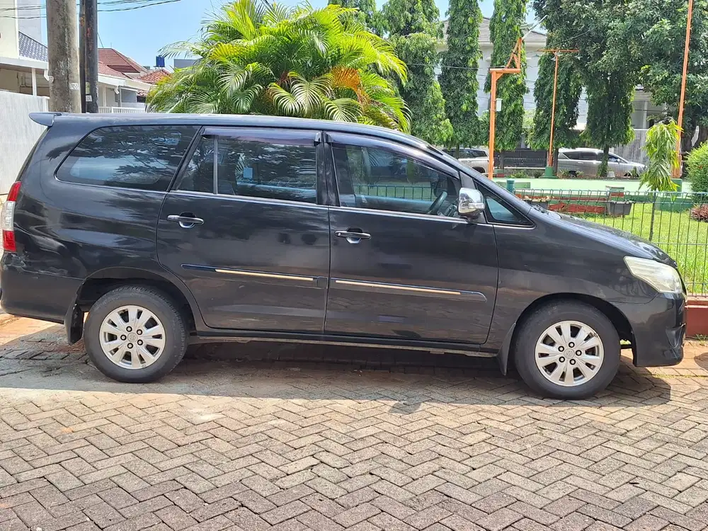 Toyota Kijang Innova 2012 Diesel