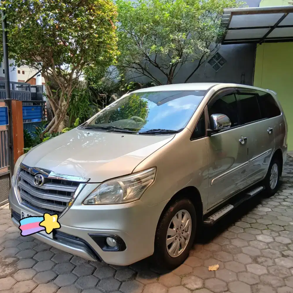 Toyota Innova 2.0 2014