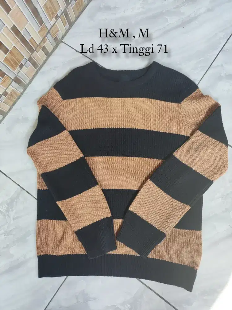 Knitwear / Sweater Rajut