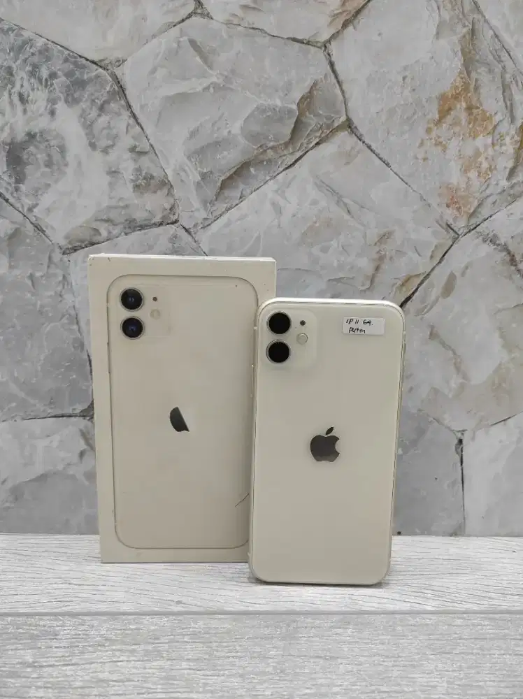 iPhone 11 64 garansi resmi'