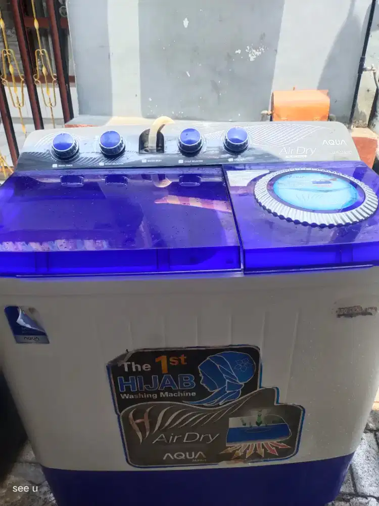 Mesin cuci aqua