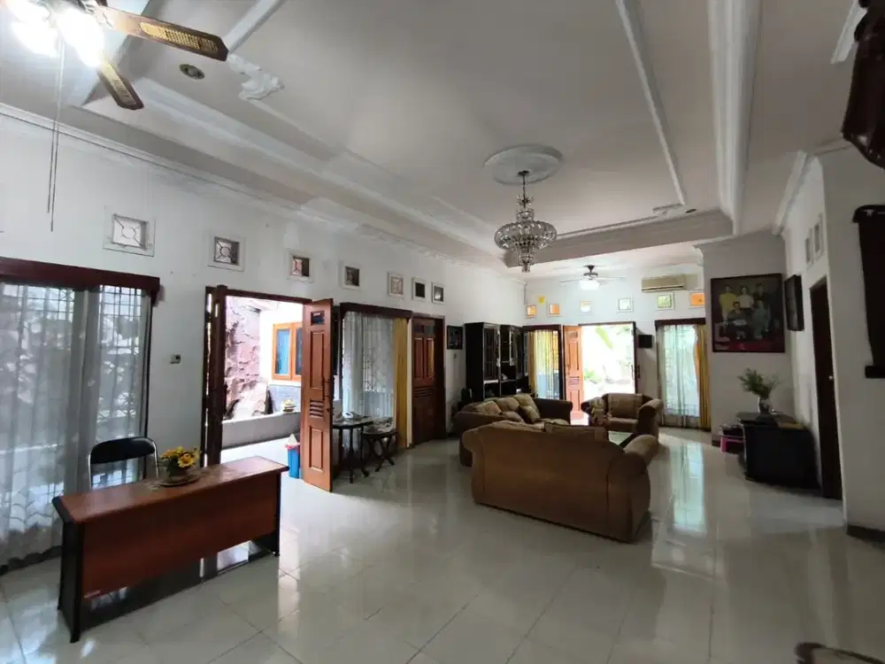 Jual Rumah Murah Banget Furnished Tanah 493m2 di Pembangunan Kota Cirebon