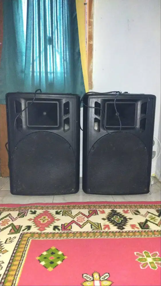 Dijual speaker aktif 15inch