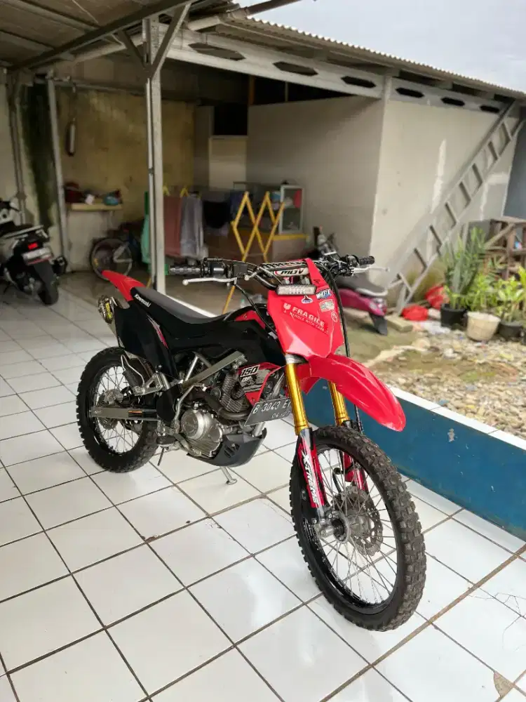 Dijual cepat motor kawasaki klx