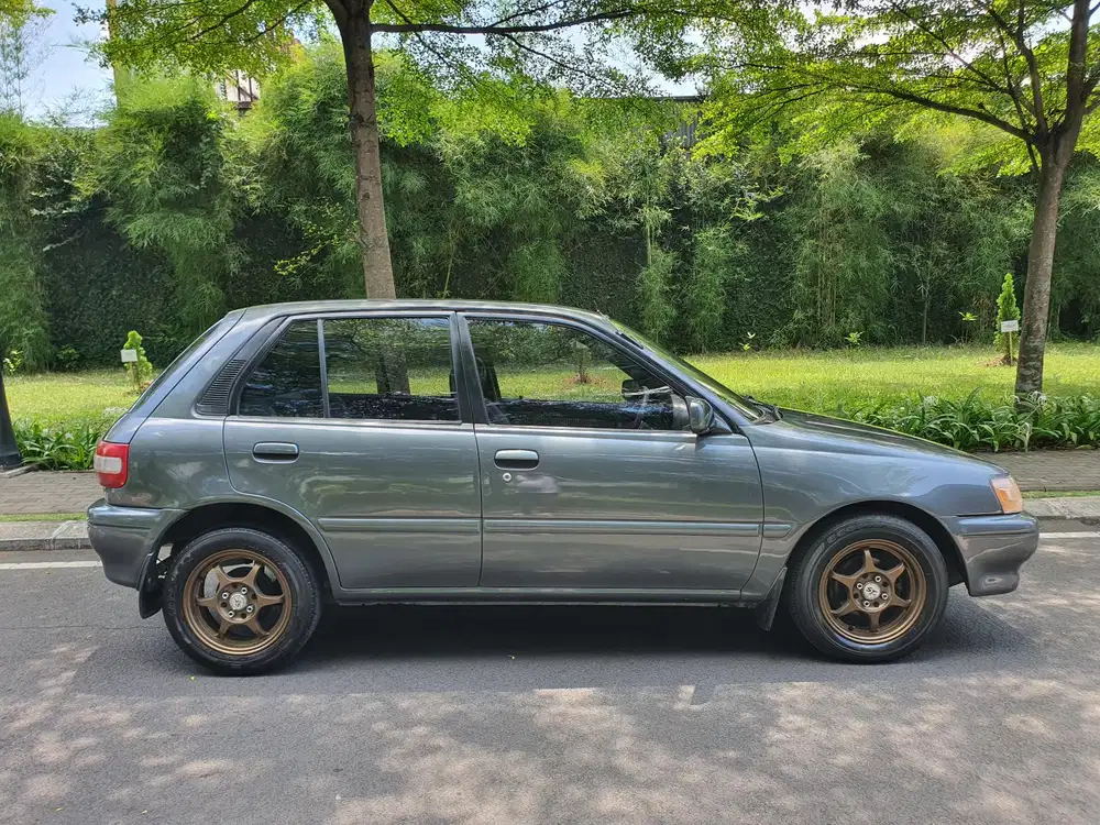 Toyota Starlet 1.3 SE limited