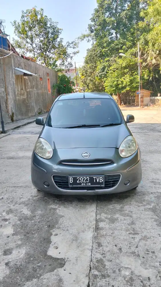 Nissan March XS 2011 Matic Abu Km Low