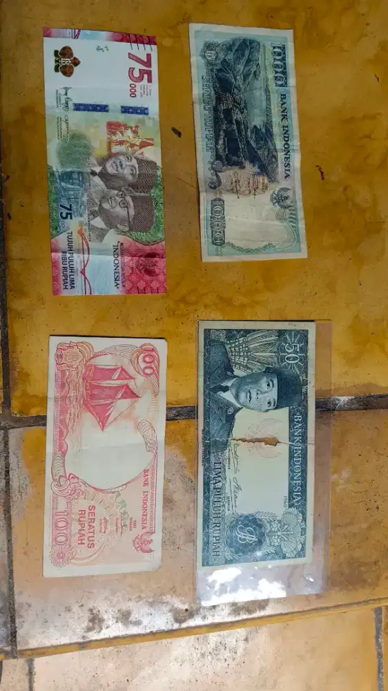 Uang kertas kuno