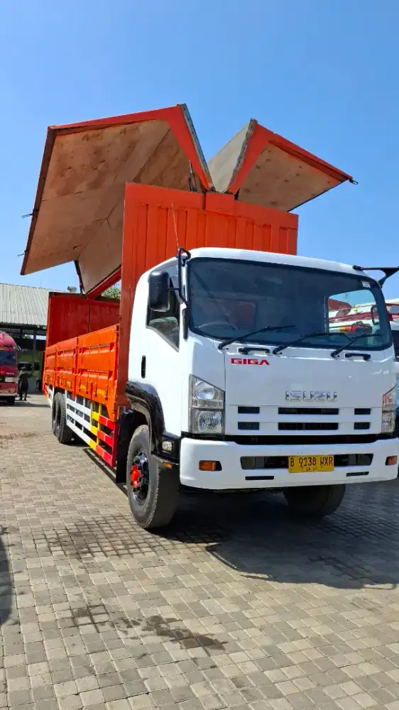 WING BOX IZUZU GIGA FVM 34T 285 ps