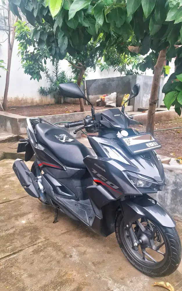 Vario 160 tangan pertama